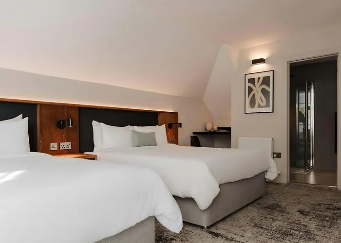 The Leeson Inn Hotel 4*