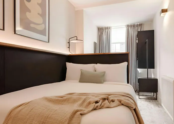 The Leeson 4*